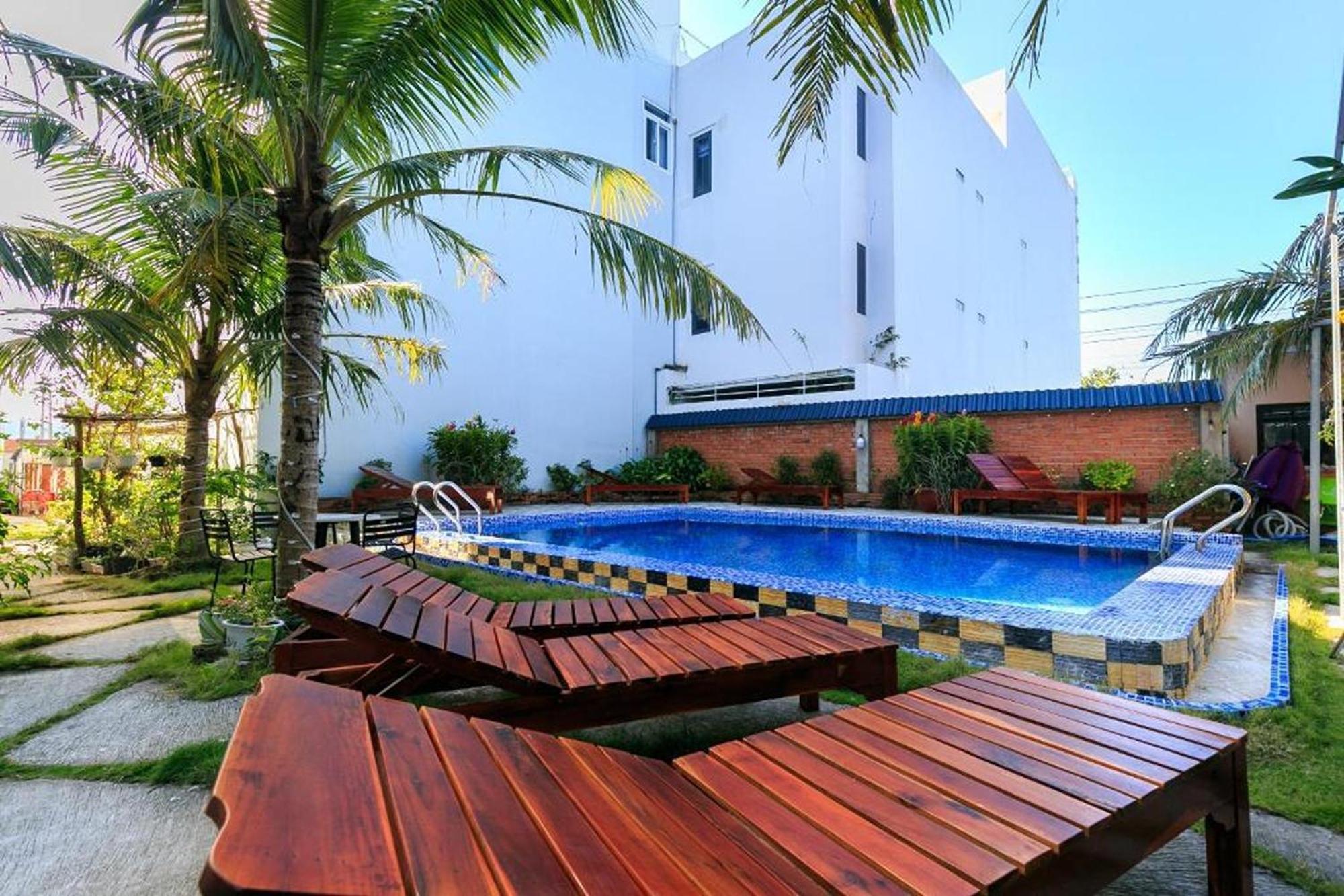 Ruby Hotel Phu Quoc Exterior photo