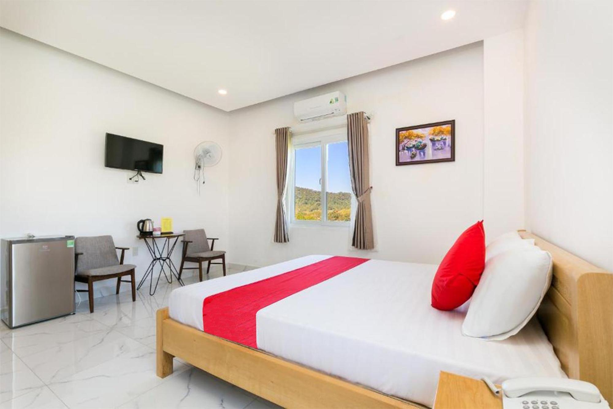 Ruby Hotel Phu Quoc Exterior photo