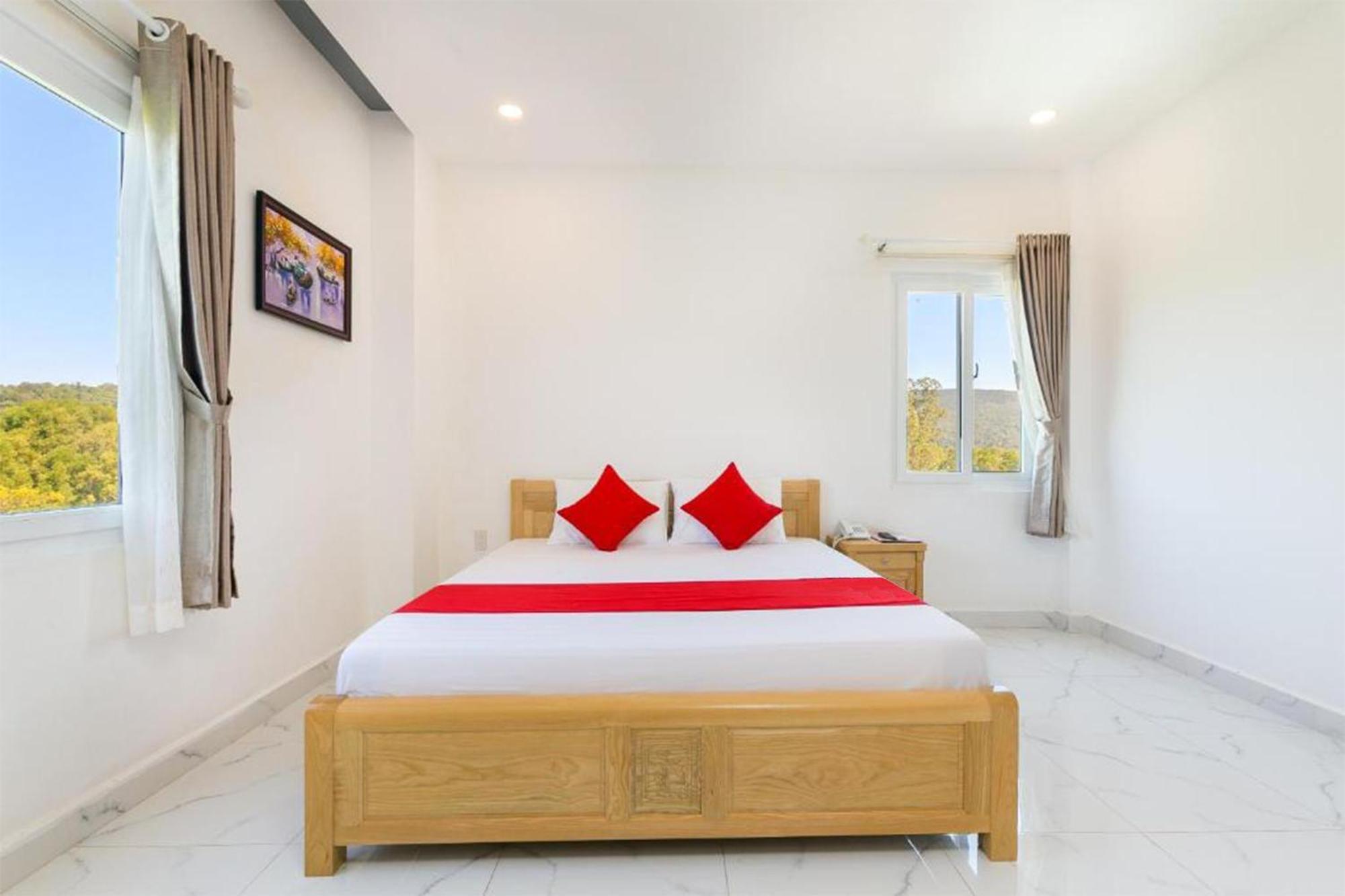 Ruby Hotel Phu Quoc Exterior photo